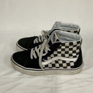 EUC Unisex hightop Vans sneakers
